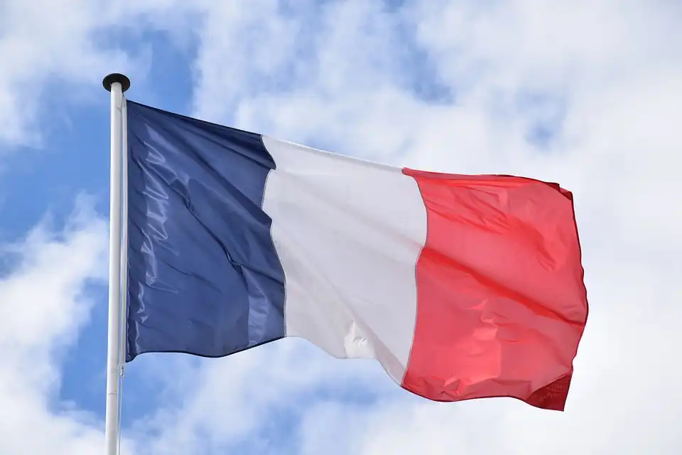 Rekordösszegű befektetés várható idén Franciaországba