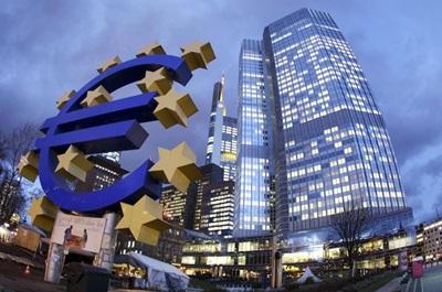 Mínusz 0,4%-os (-0,4%) hitelkamat? Érti Ön ezt?