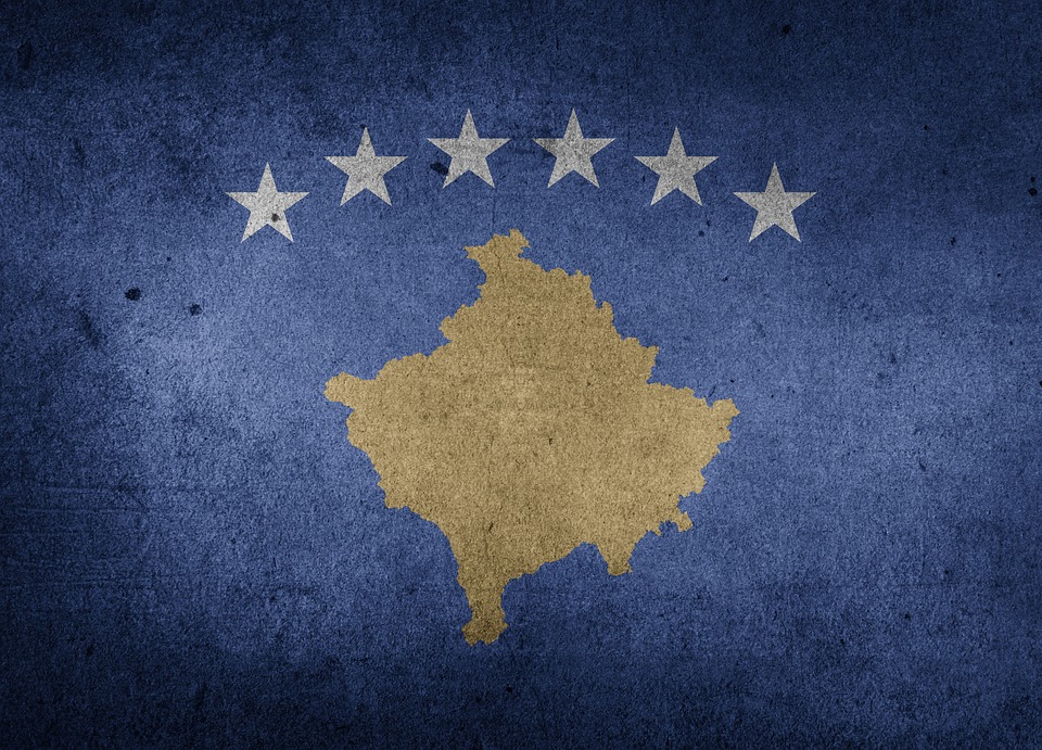 Éjszakai kijárási tilalmat vezettek be Koszovóban