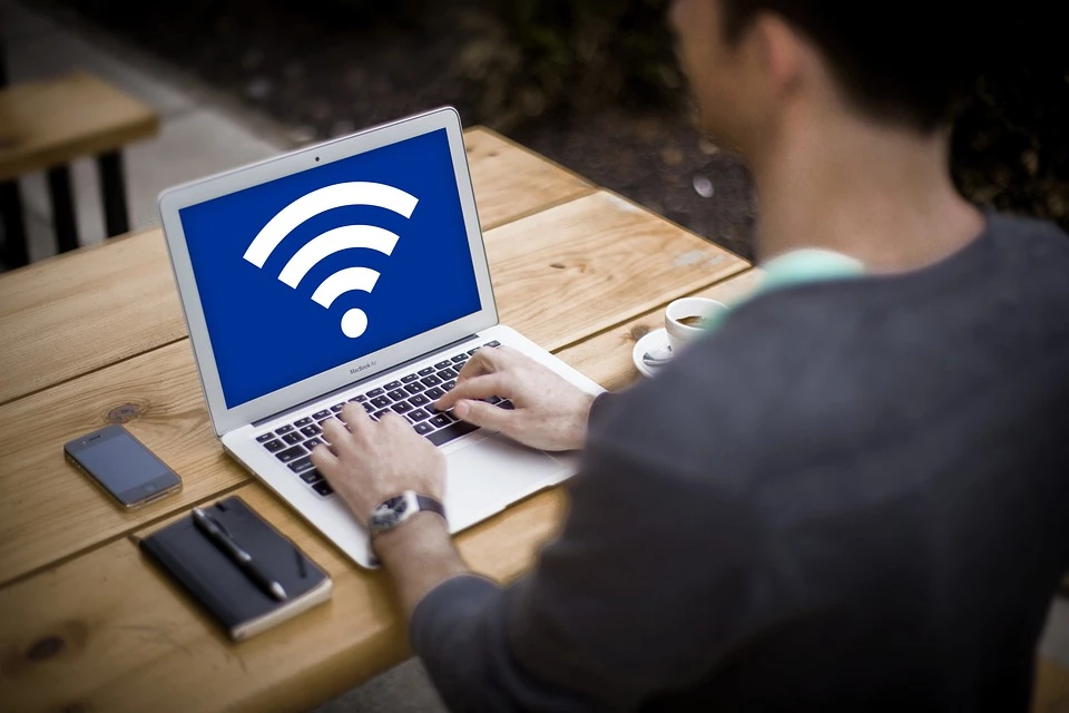 Megvalósult a leggyorsabb WiFi kiépítése az Óbudai Egyetemen