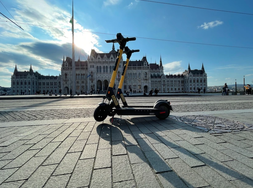 Előkerültek a rollerek, de hol van a biztosítás?