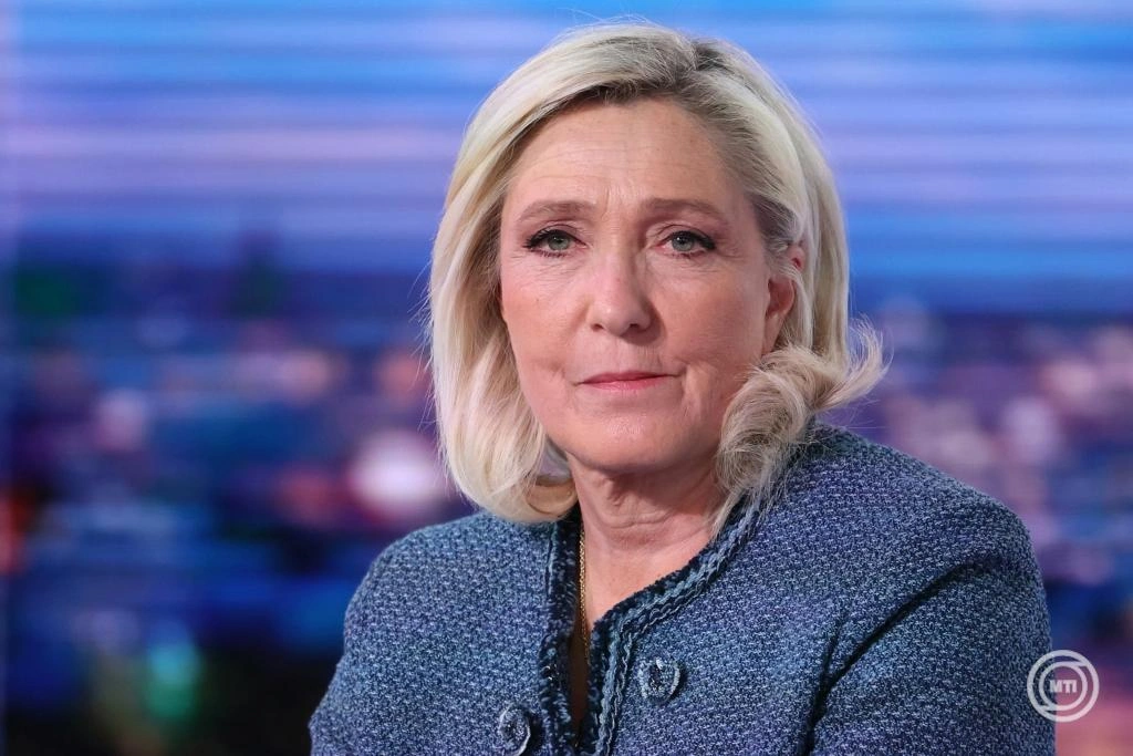 Marine Le Pen boszorkányüldözésnek nevezte az ellene hozott bírósági ítéletet