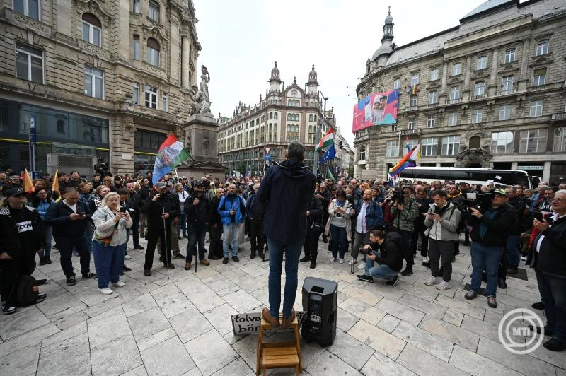 Újabb tüntetés Budapesten
