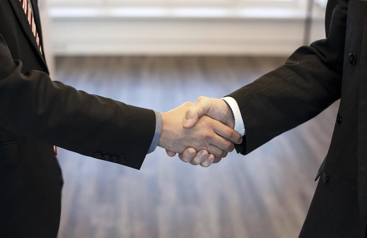 Partnerkapcsolatok kialakítása – mennyire megbízható egy adott cég?